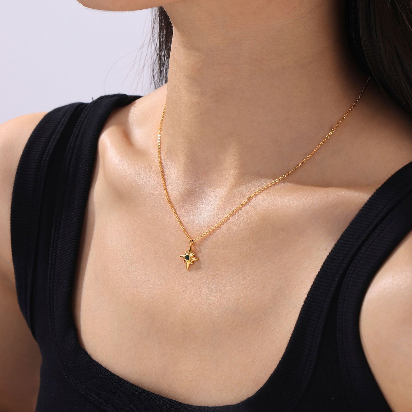 Female Versatile Star-shaped Zircon-inlaid Necklace